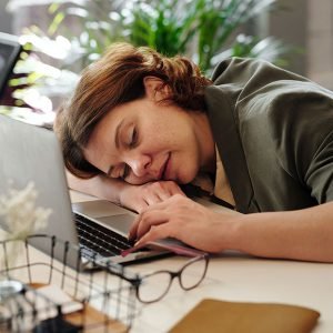 Read more about the article Eyes and Sleep: A Two-Way Link